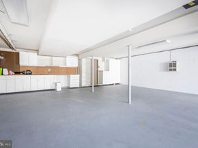 200 Hillcrest Avenue, Philadelphia PA 19118