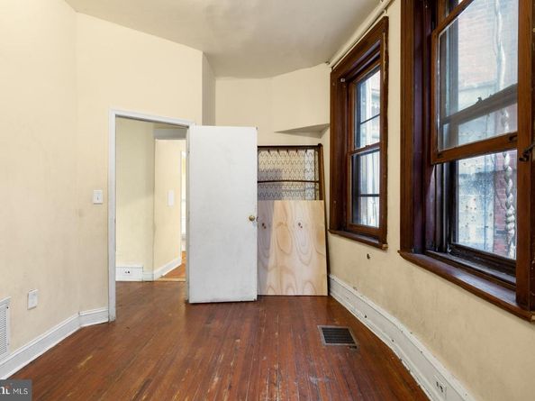 5147 Hazel Avenue, Philadelphia PA 19143
