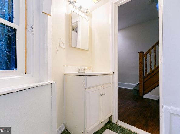 5147 Hazel Avenue, Philadelphia PA 19143