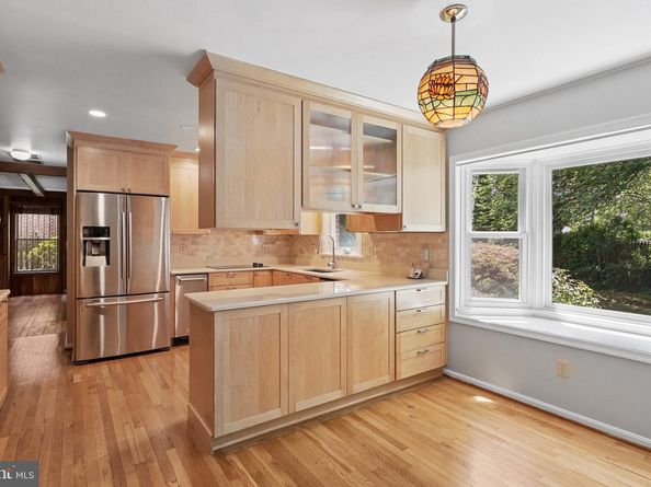 5110 Duvall Drive, Bethesda MD 20816