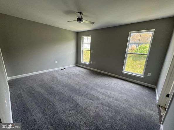 4885 F Street SE, Washington DC 20019