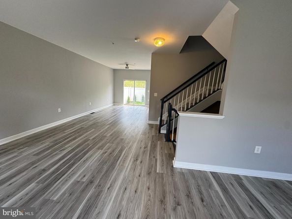 4885 F Street SE, Washington DC 20019