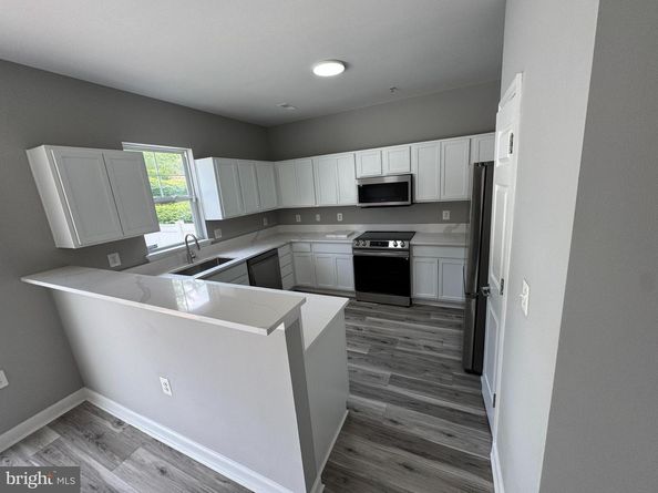 4885 F Street SE, Washington DC 20019