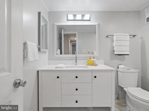 3709 S George Mason Drive 1106 E, Falls Church VA 22041
