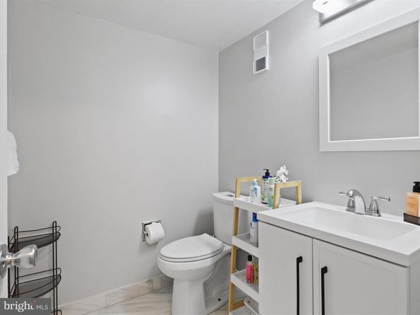 3709 S George Mason Drive 1106 E, Falls Church VA 22041