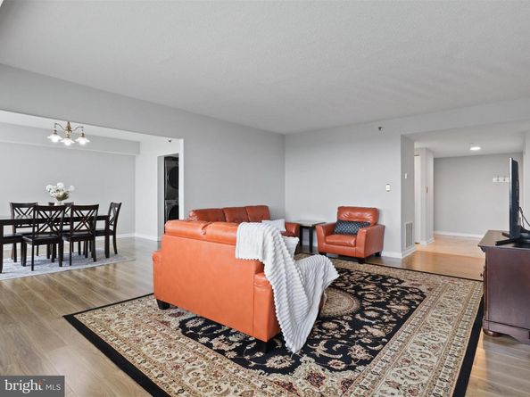 3709 S George Mason Drive 1106 E, Falls Church VA 22041