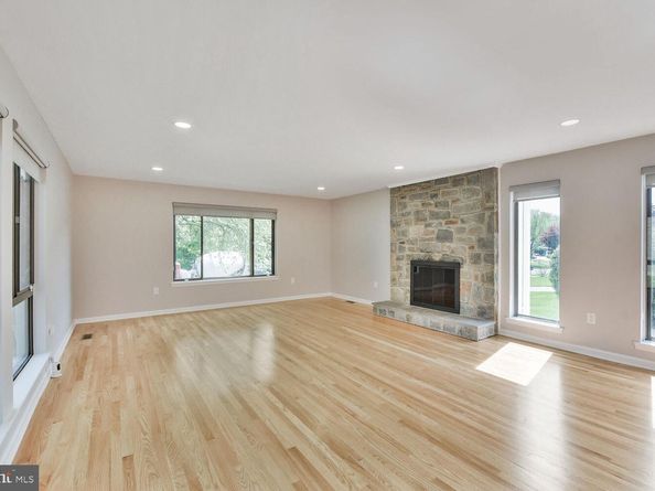 9912 Conestoga Way, Potomac MD 20854