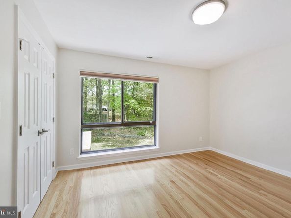 9912 Conestoga Way, Potomac MD 20854