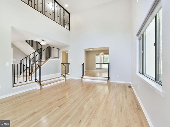 9912 Conestoga Way, Potomac MD 20854