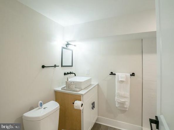 2001 S Norwood Street, Philadelphia PA 19145