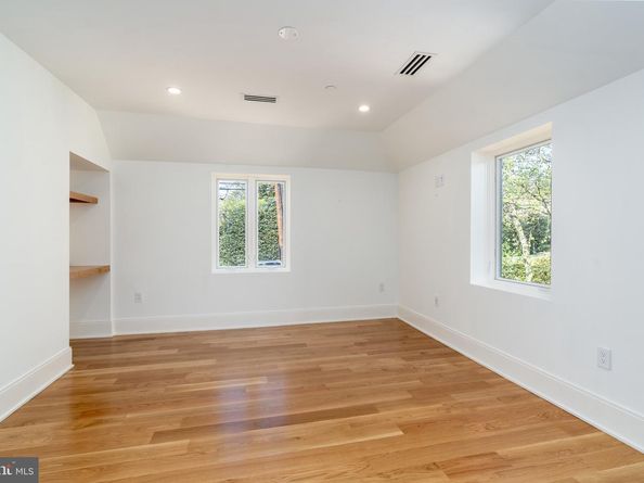 3001 Foxhall Road NW, Washington DC 20016
