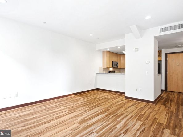 111 S 15TH Street 1810, Philadelphia PA 19102