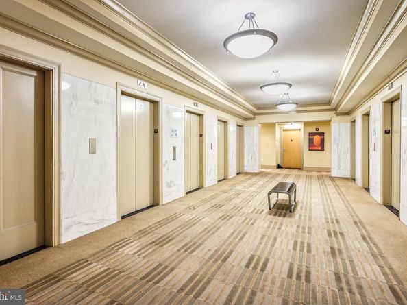 111 S 15TH Street 1810, Philadelphia PA 19102