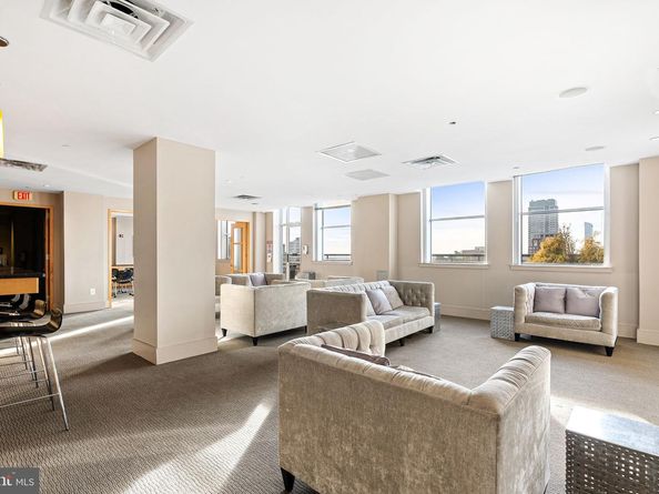 111 S 15TH Street 1810, Philadelphia PA 19102