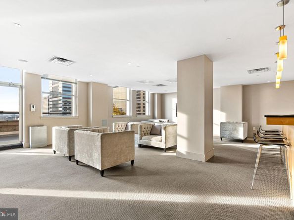 111 S 15TH Street 1810, Philadelphia PA 19102