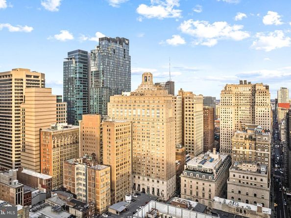 111 S 15TH Street 1810, Philadelphia PA 19102