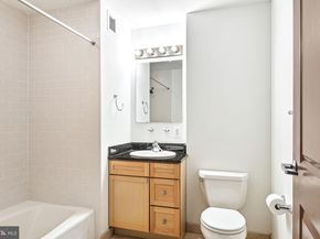 111 S 15TH Street 1810, Philadelphia PA 19102