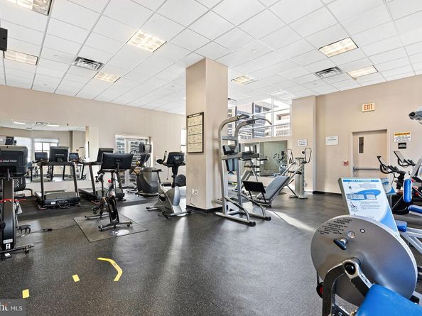 111 S 15TH Street 1810, Philadelphia PA 19102