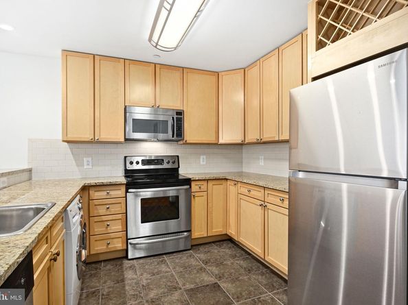 111 S 15TH Street 1810, Philadelphia PA 19102