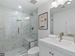 825 Bainbridge Street 101, Philadelphia PA 19147