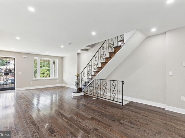 1821 W Porter Street, Philadelphia PA 19145
