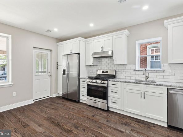 1821 W Porter Street, Philadelphia PA 19145