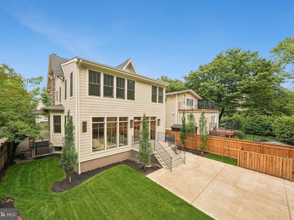 5115 42nd Street NW, Washington DC 20016