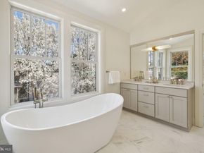 5115 42nd Street NW, Washington DC 20016