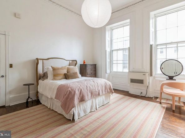 1016 Spruce Street 2F, Philadelphia PA 19107