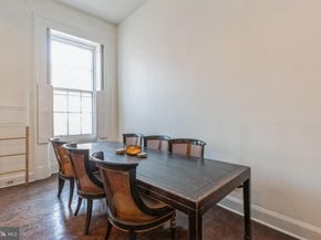 1016 Spruce Street 2F, Philadelphia PA 19107
