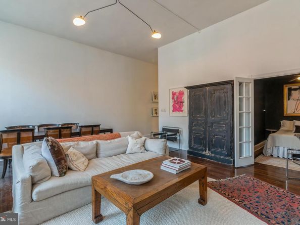 1016 Spruce Street 2F, Philadelphia PA 19107