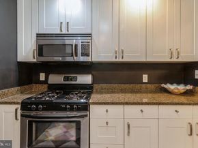 1016 Spruce Street 2F, Philadelphia PA 19107