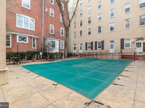 1016 Spruce Street 2F, Philadelphia PA 19107
