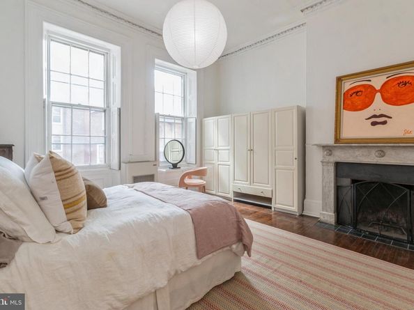 1016 Spruce Street 2F, Philadelphia PA 19107