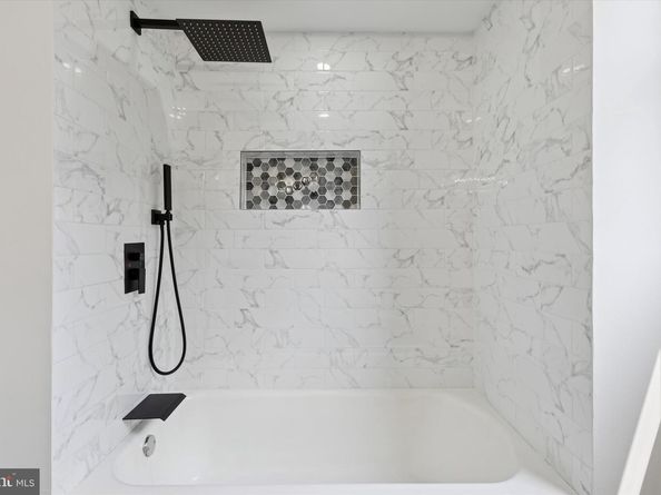 8363 Limekiln Pike, Wyncote PA 19095