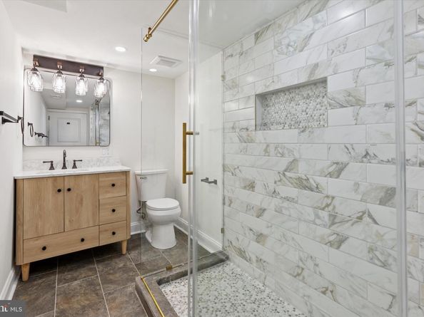 8363 Limekiln Pike, Wyncote PA 19095