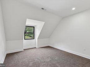 8363 Limekiln Pike, Wyncote PA 19095