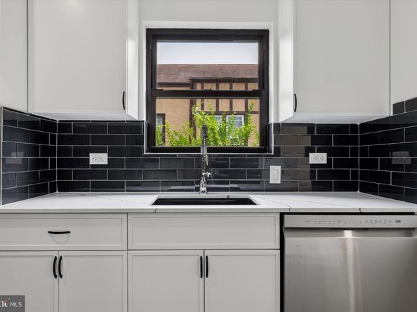 8363 Limekiln Pike, Wyncote PA 19095