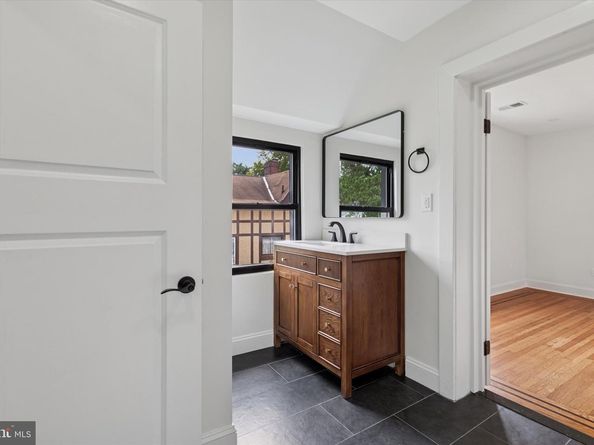 8363 Limekiln Pike, Wyncote PA 19095