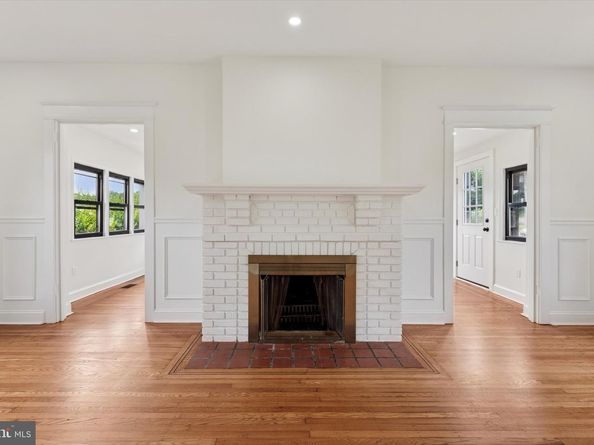 8363 Limekiln Pike, Wyncote PA 19095