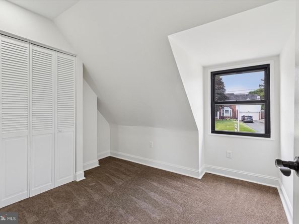 8363 Limekiln Pike, Wyncote PA 19095