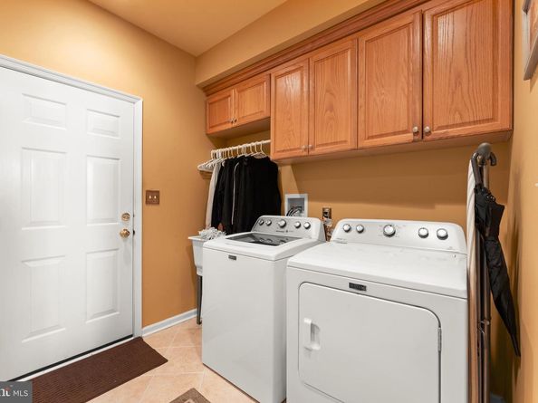 210 Shady Brook Drive, Langhorne PA 19047