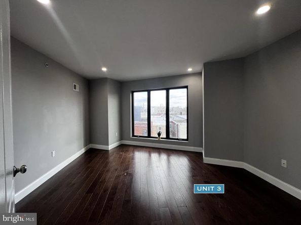 1606 Point Breeze Avenue, Philadelphia PA 19145