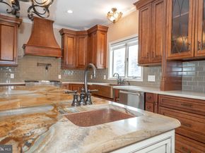 1041 Herkness Drive, Meadowbrook PA 19046