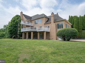 1041 Herkness Drive, Meadowbrook PA 19046
