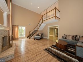 1041 Herkness Drive, Meadowbrook PA 19046