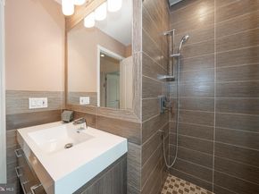 1041 Herkness Drive, Meadowbrook PA 19046