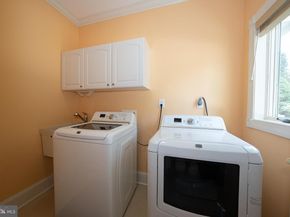 1041 Herkness Drive, Meadowbrook PA 19046