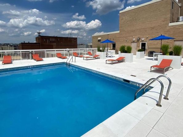 1260 21st Street NW 111, Washington DC 20036