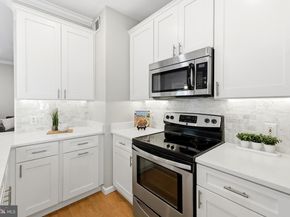 3021 Nicosh Circle 1301, Falls Church VA 22042
